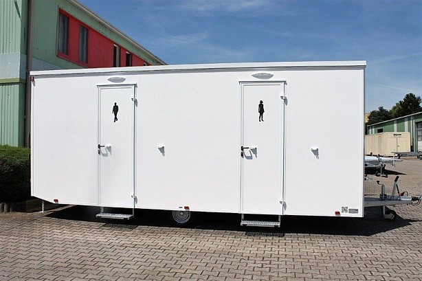 Toilettenwagen 7.65m